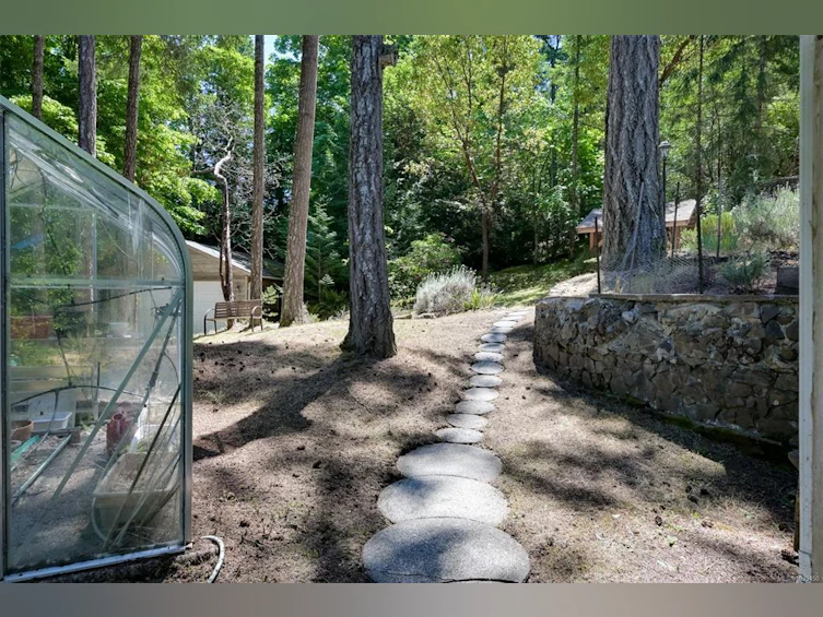 1495 Lands End Road, North Saanich, BC, V8L 5L5 - 81