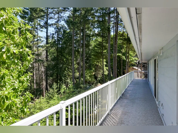 1495 Lands End Road, North Saanich, BC, V8L 5L5 - 19