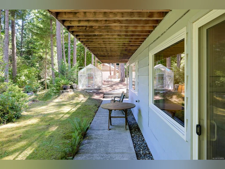 1495 Lands End Road, North Saanich, BC, V8L 5L5 - 49