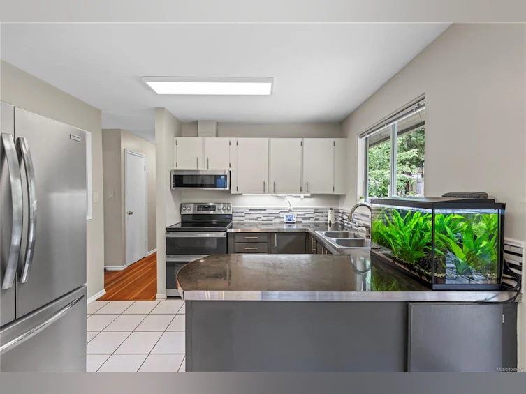 3348 Departure Bay Road, Nanaimo, BC, V9T 1B4 - 17