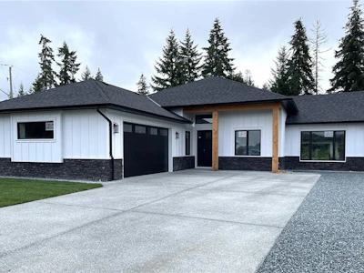 3036 Arbutus Drive - 2