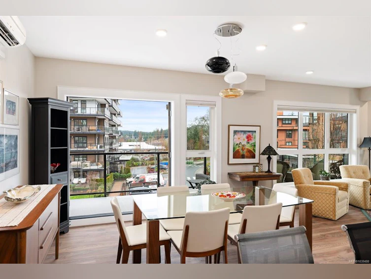 309-747 Travino Lane, Saanich, BC, V8Z 0E4 - 2
