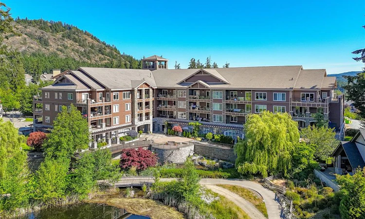 307-1325 Bear Mountain Pkwy