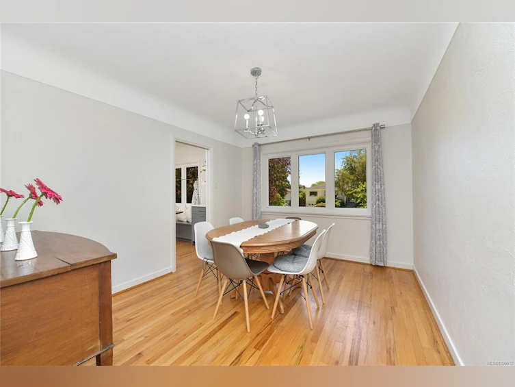 2134 Neil Street, Oak Bay, BC, V8R 3E4 - 14