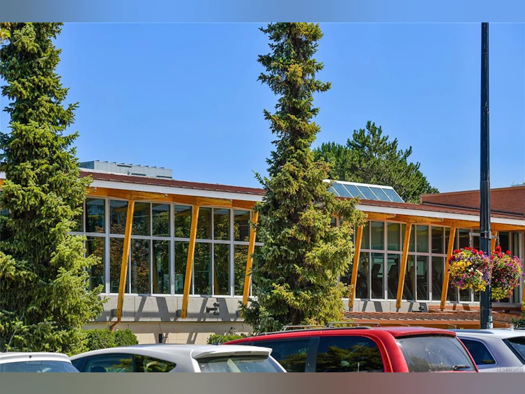 2134 Neil Street, Oak Bay, BC, V8R 3E4 - 53