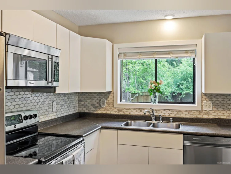 1506 Chinook Drive, Comox, BC, V9M 3E1 - 12