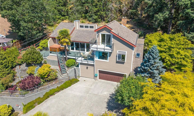 1599 Knight Court Road