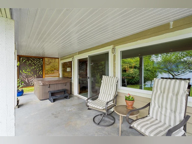 8500 Maple Ridge Road, Youbou, BC, V0R 3E1 - 27