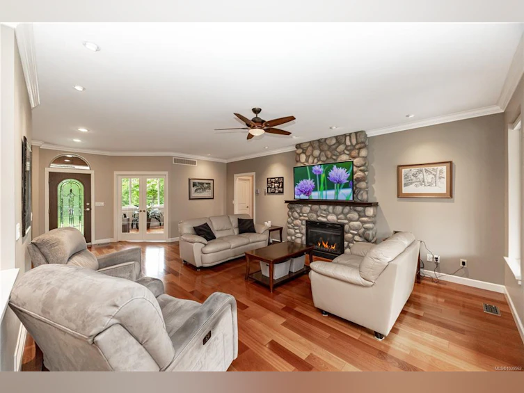 301 Virginia Place, Campbell River, BC, V9W 8H5 - 11