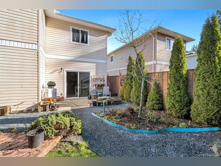 1-2740 Stautw Road, Central Saanich, BC, V8M 0A8 - 32