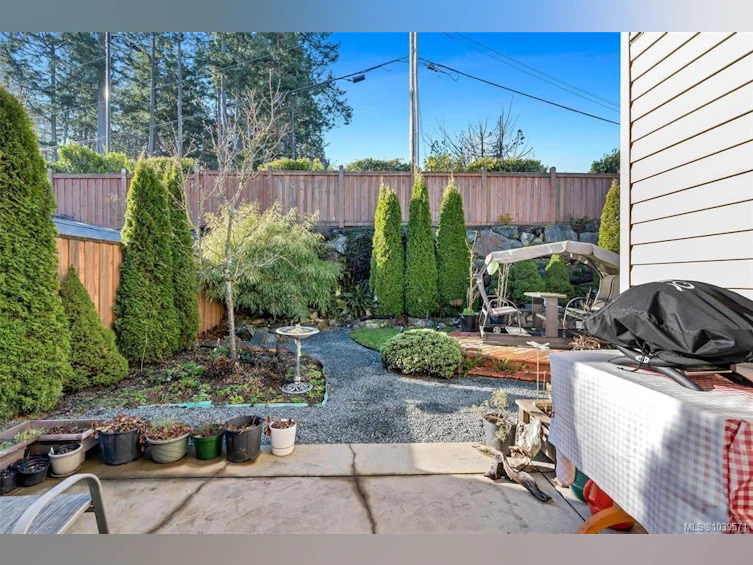 1-2740 Stautw Road, Central Saanich, BC, V8M 0A8 - 31
