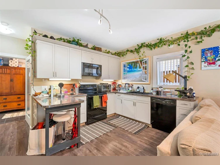1-2740 Stautw Road, Central Saanich, BC, V8M 0A8 - 29