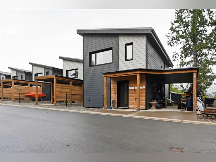 20-1782 St. Jacques Boulevard, Ucluelet, BC, V0R 3A0 - 2