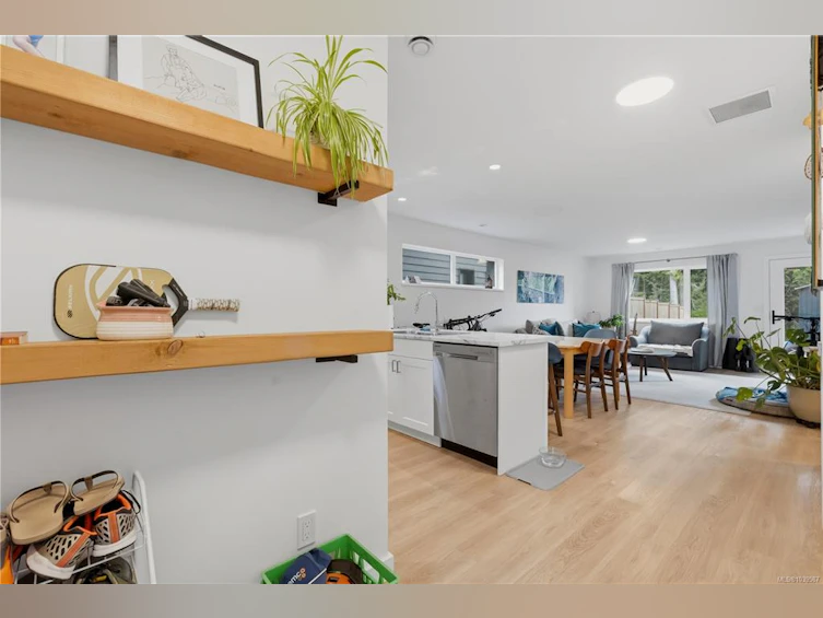 20-1782 St. Jacques Boulevard, Ucluelet, BC, V0R 3A0 - 3