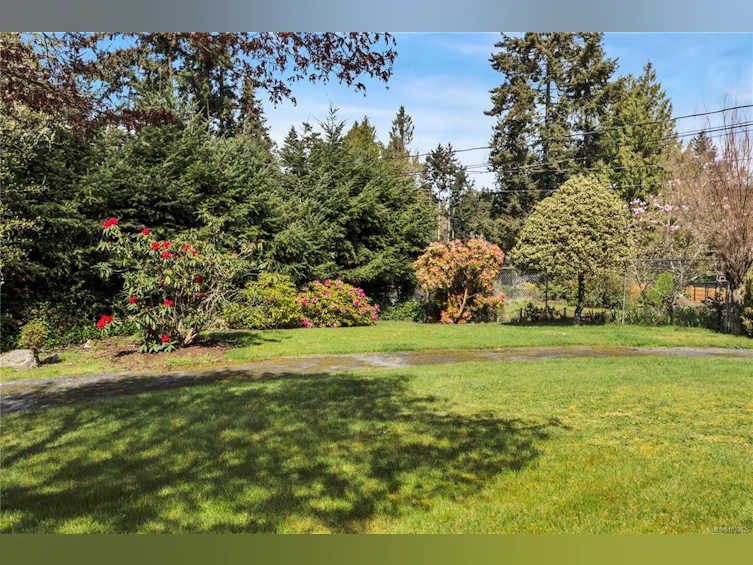 1600 Seacrest Road, Nanoose, BC, V9P 9B5 - 3