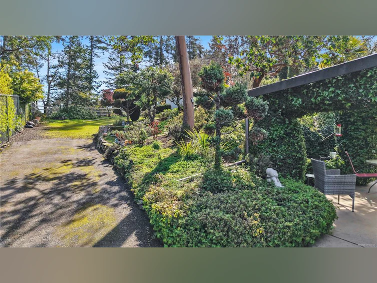 1600 Seacrest Road, Nanoose, BC, V9P 9B5 - 4