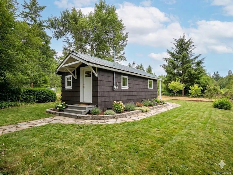 1055 Station Road, Coombs, BC, V0R 1M0 - 5