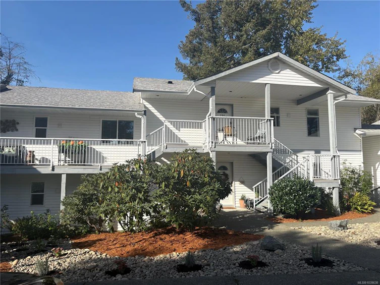204-220 Back Road, Courtenay, BC, V9N 3W6