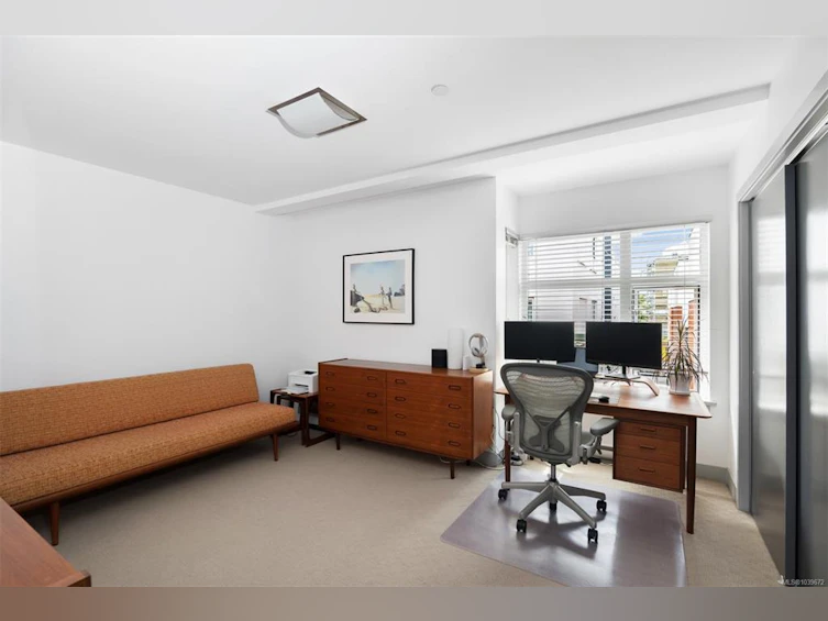 4-1137 Meares Street, Victoria, BC, V8V 3J9 - 16