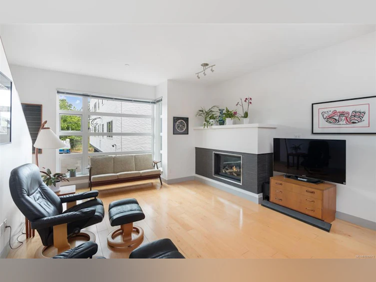 4-1137 Meares Street, Victoria, BC, V8V 3J9 - 5