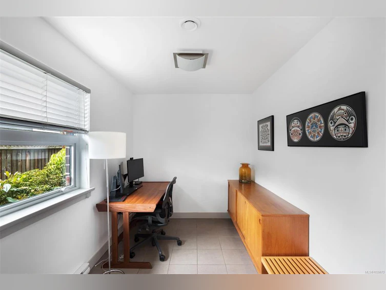 4-1137 Meares Street, Victoria, BC, V8V 3J9 - 8