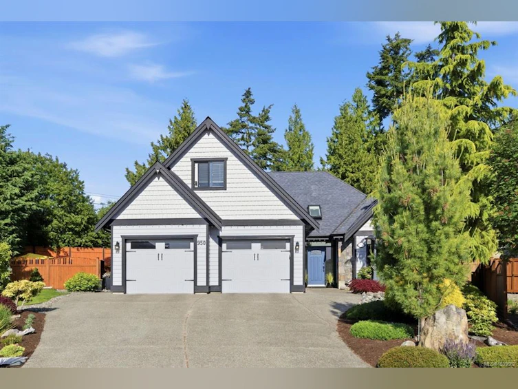 950 Rockland Place, French Creek, BC, V9P 2E8