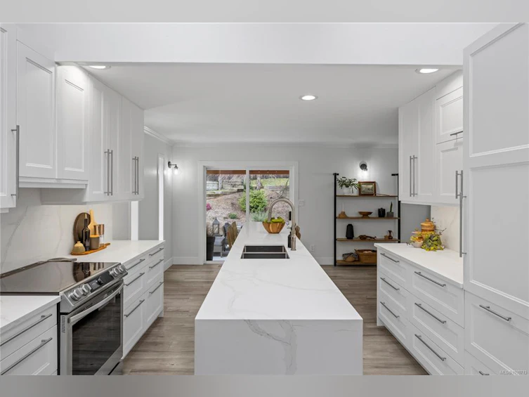 2191 Florence Drive, Nanoose, BC, V9P 9E9 - 2