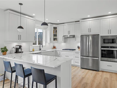 150 Cabot Court - 5