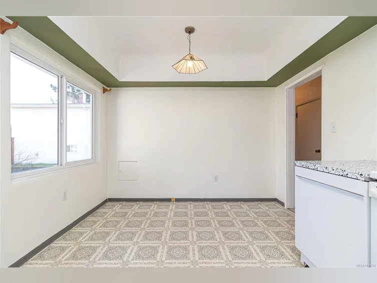 3433 Bethune Avenue, Saanich, BC, V8X 1W1 - 12
