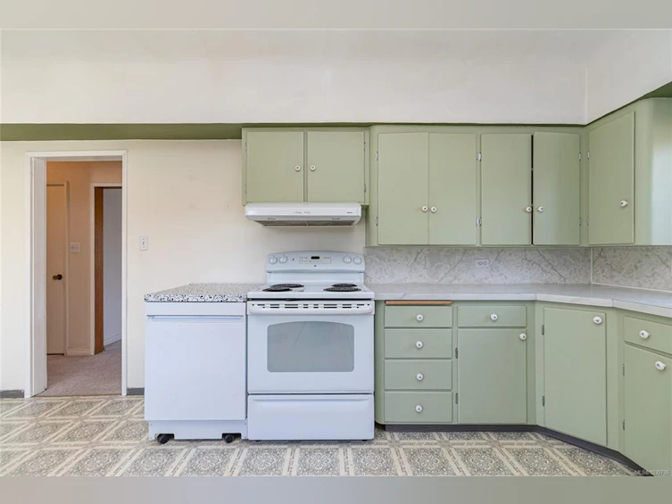 3433 Bethune Avenue, Saanich, BC, V8X 1W1 - 11