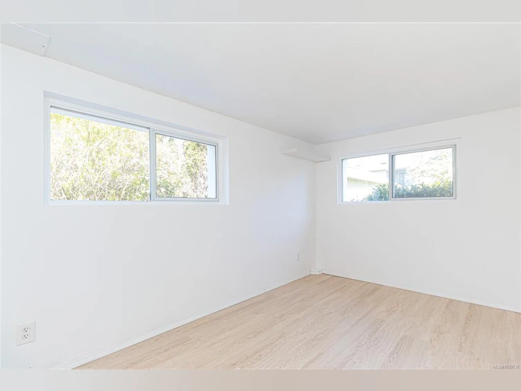 3433 Bethune Avenue, Saanich, BC, V8X 1W1 - 35
