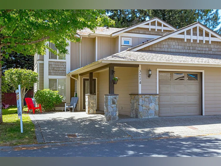 3214 Ernhill Place, Langford, BC, V9C 0C6 - 3