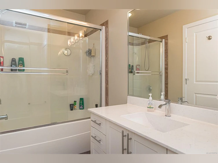 3214 Ernhill Place, Langford, BC, V9C 0C6 - 29