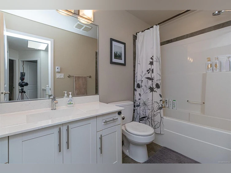 3214 Ernhill Place, Langford, BC, V9C 0C6 - 32
