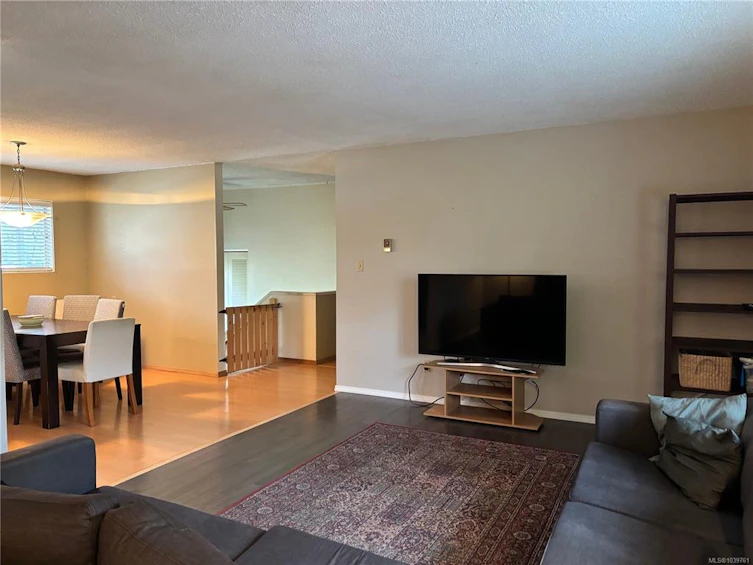 380 Alder Crescent, Gold River, BC, V0P 1G0 - 8