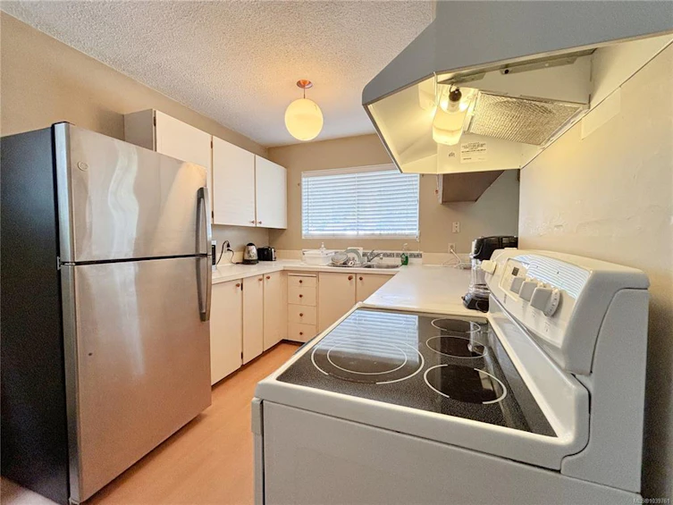 380 Alder Crescent, Gold River, BC, V0P 1G0 - 3