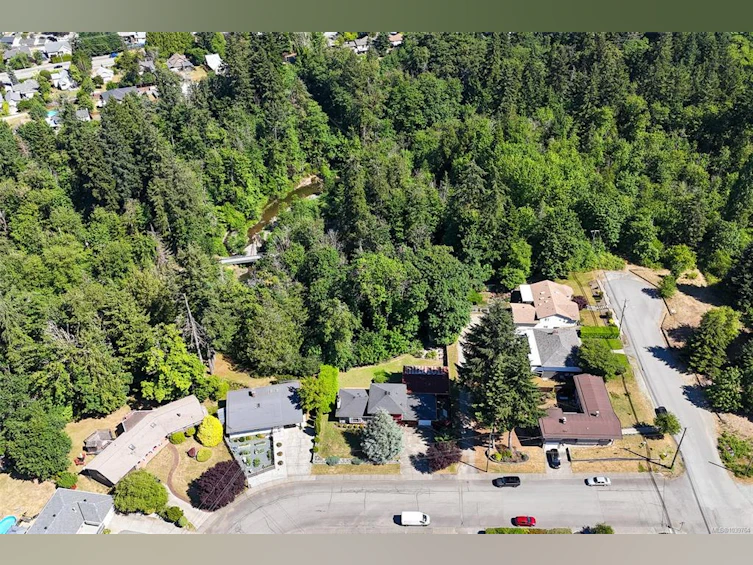 4313 Alderwood Drive, Port Alberni, BC, V9Y 4B5 - 2