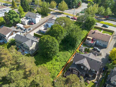 1124 Craigflower Road - 5