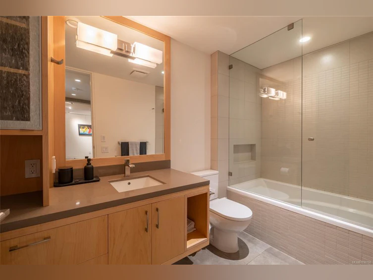 435 Chadwick Place, Victoria, BC, V8S 1H4 - 14