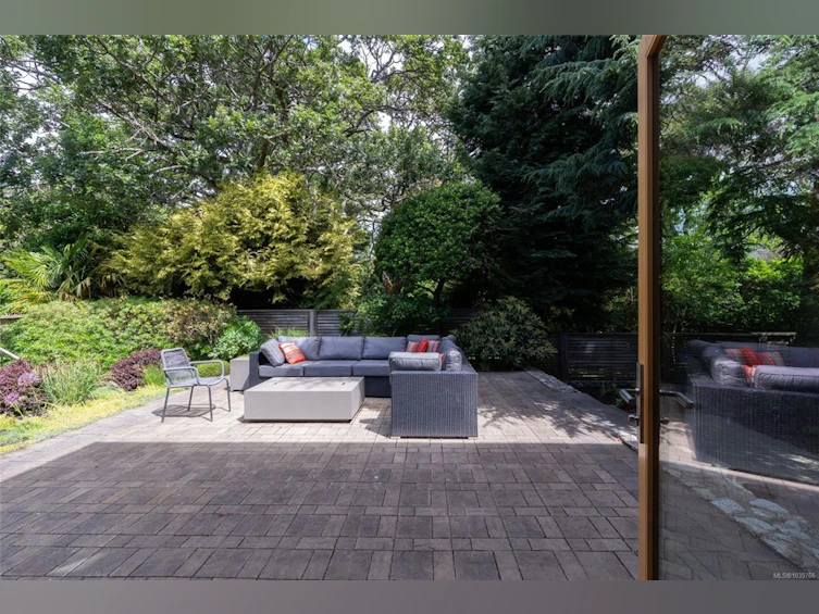 435 Chadwick Place, Victoria, BC, V8S 1H4 - 59