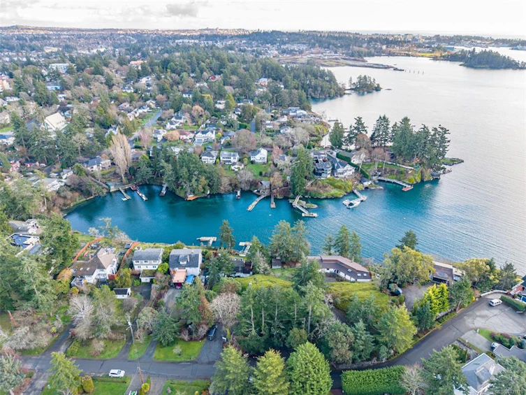 310 Bessborough Avenue, View Royal, BC, V9B 1T7 - 23