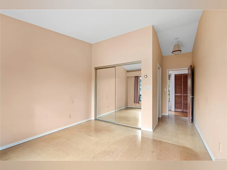 312 Bessborough Avenue, View Royal, BC, V9B 1T7 - 31