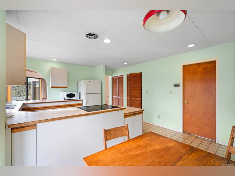 312 Bessborough Avenue, View Royal, BC, V9B 1T7 - 21