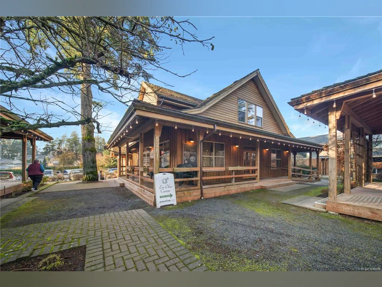 102-5281 Rutherford Road, Nanaimo, BC, V9T 5N9 - 2
