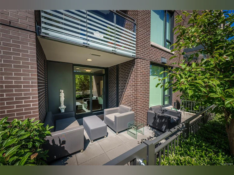 101-550 Michigan Street, Victoria, BC, V8V 0G3 - 2