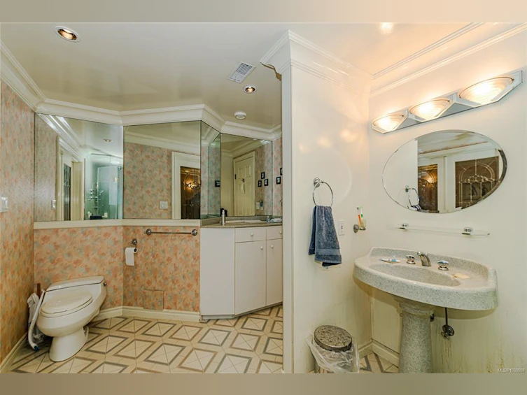 3967 Juan De Fuca Terrace, Saanich, BC, V8N 5W9 - 29