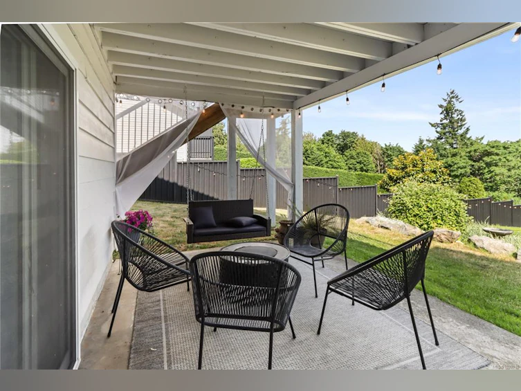 8050 Northwind Drive, Nanaimo, BC, V0R 2H0 - 38