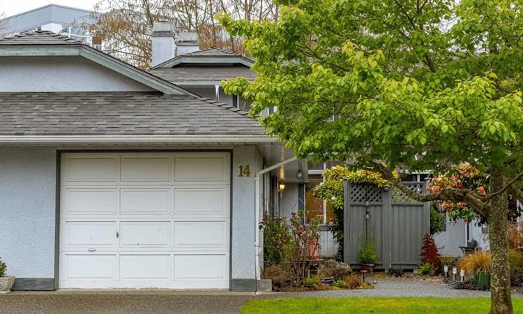 14-5110 Cordova Bay Road