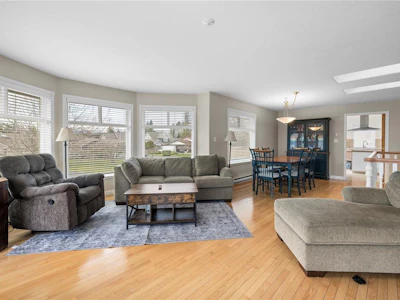 615 Chinook Avenue - 2