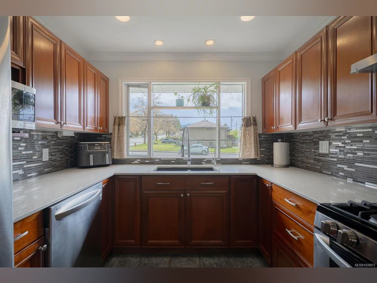 3777 Church Street, Port Alberni, BC, V9Y 1T5 - 11